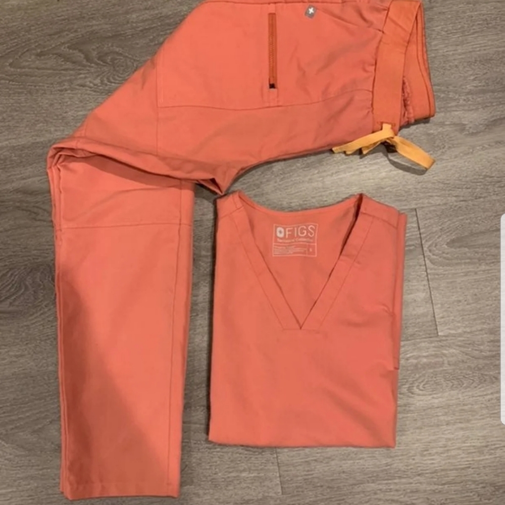 Limited edition figs coral set small